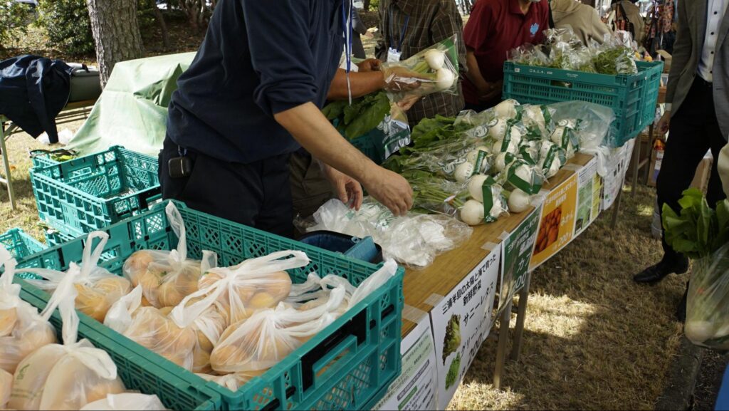 横須賀矯正展に出展している出所者の雇用の一端を担う農福連携で販売されている野菜