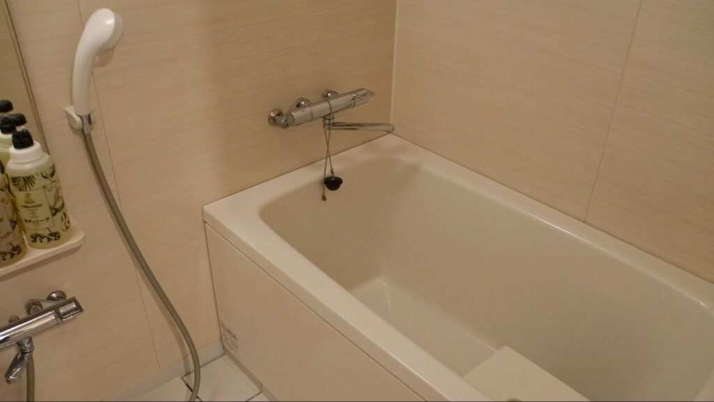 WILLER EXPRESS株式会社の東京営業所にある「新木場BASE」の宿泊棟にある浴室