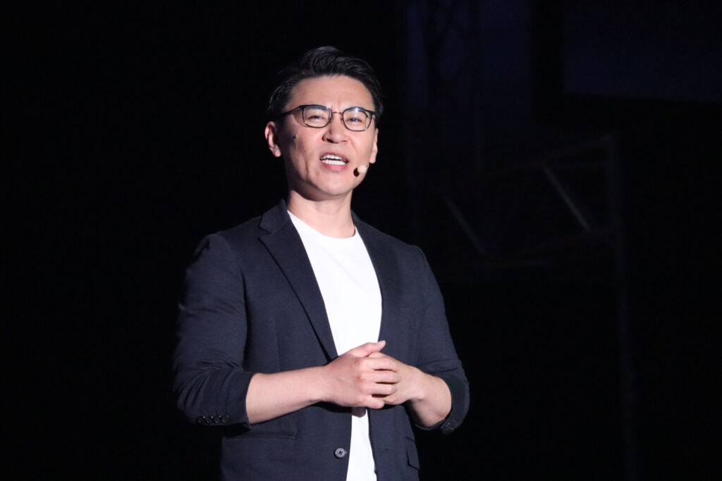 テンポよくトークを披露する池田貴将氏