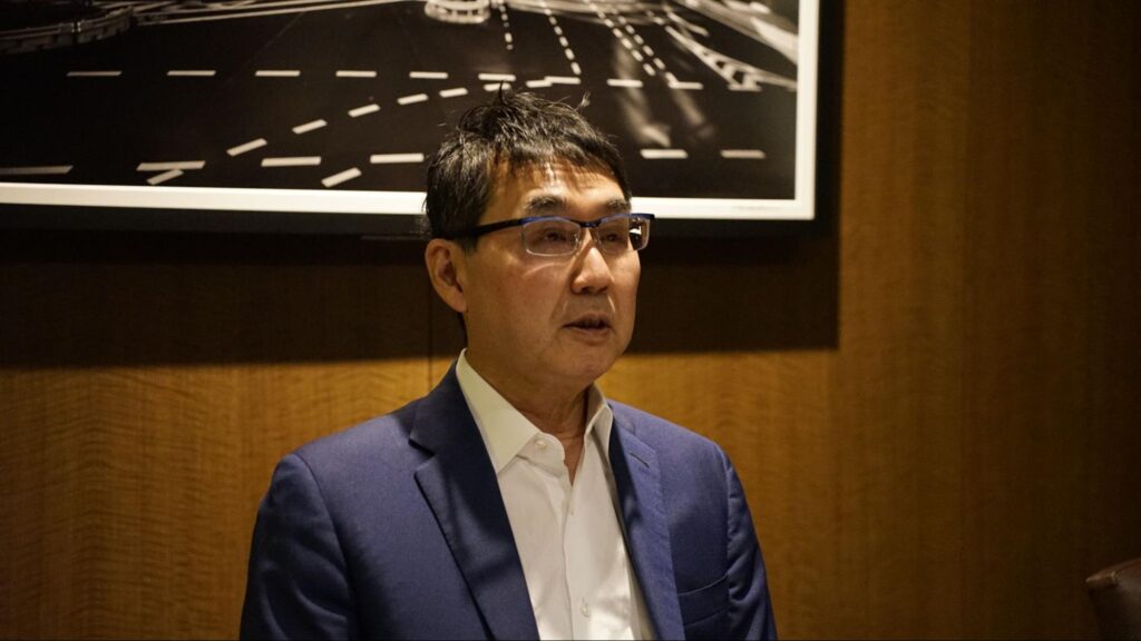 東京報道新聞のインタビューに答える元法務大臣・河井克行氏