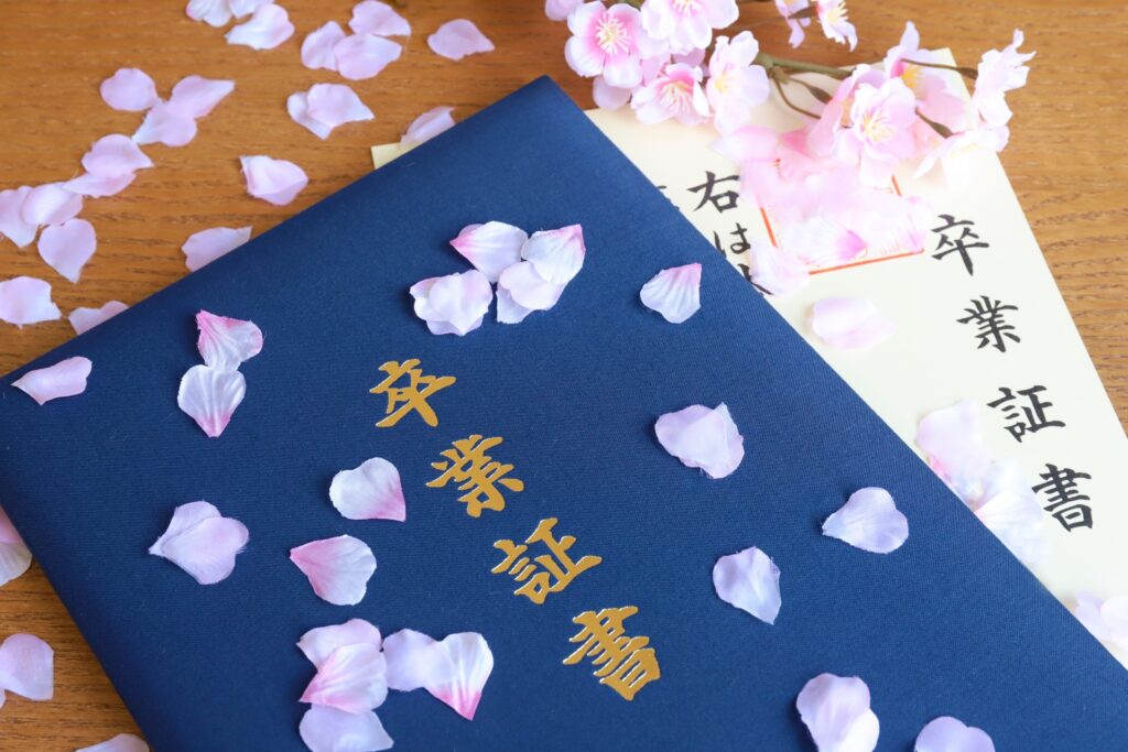 学歴詐称疑惑の伊東市長、相次ぐ刑事告発で市政混乱が深刻化