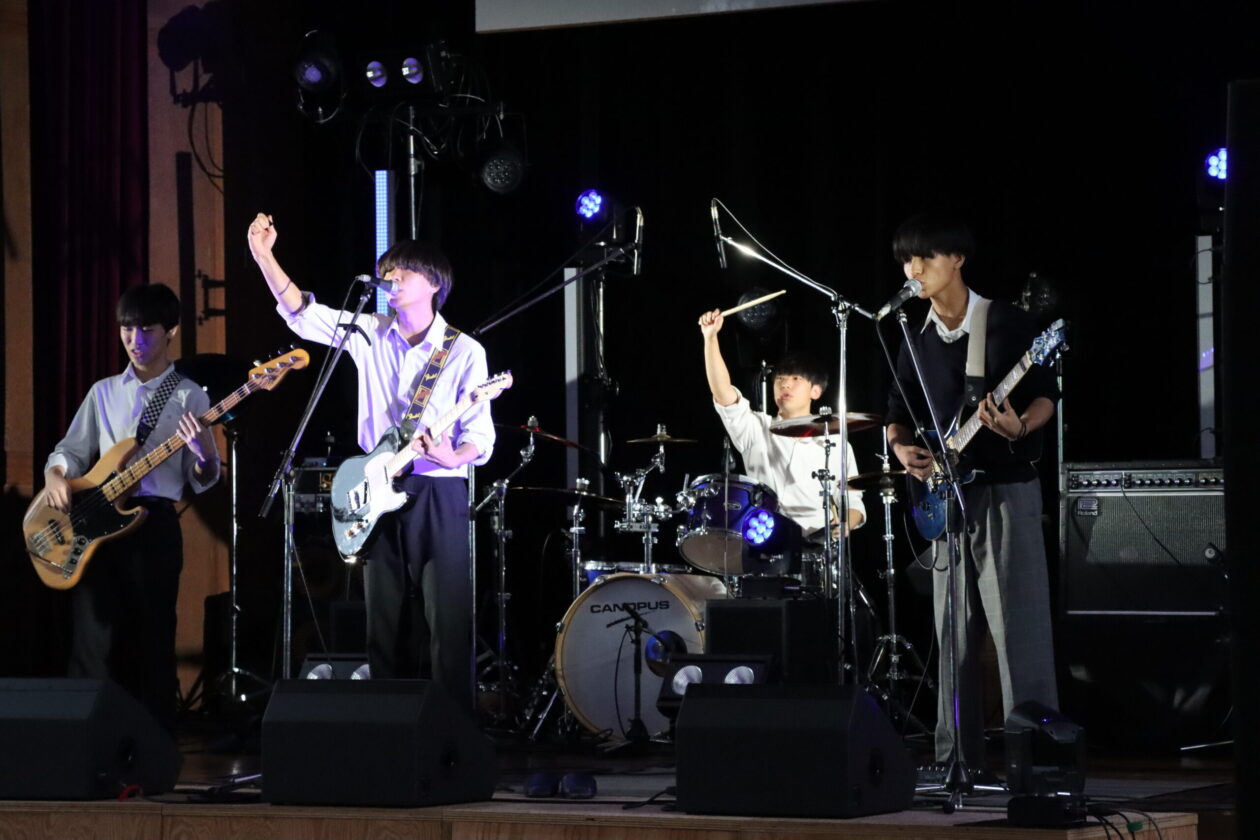 THE 11 OCEAN (東大阪市立日新高等学校)