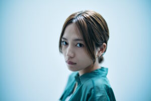 平田奏役の川口春奈氏 (1)