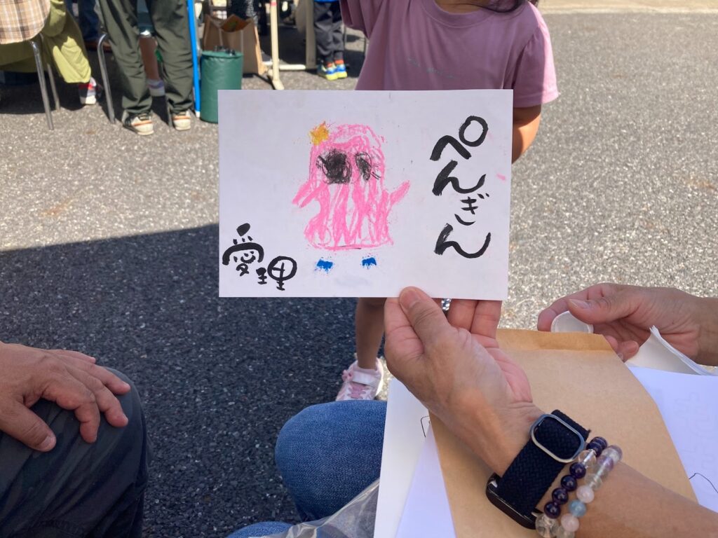 塗り絵体験でお子さんが書いた絵