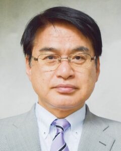 桐野 作人 氏