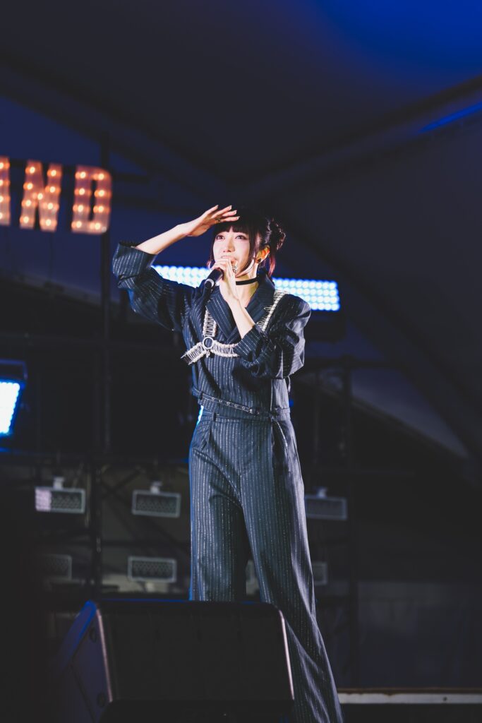 美弥るりかのライブの様子