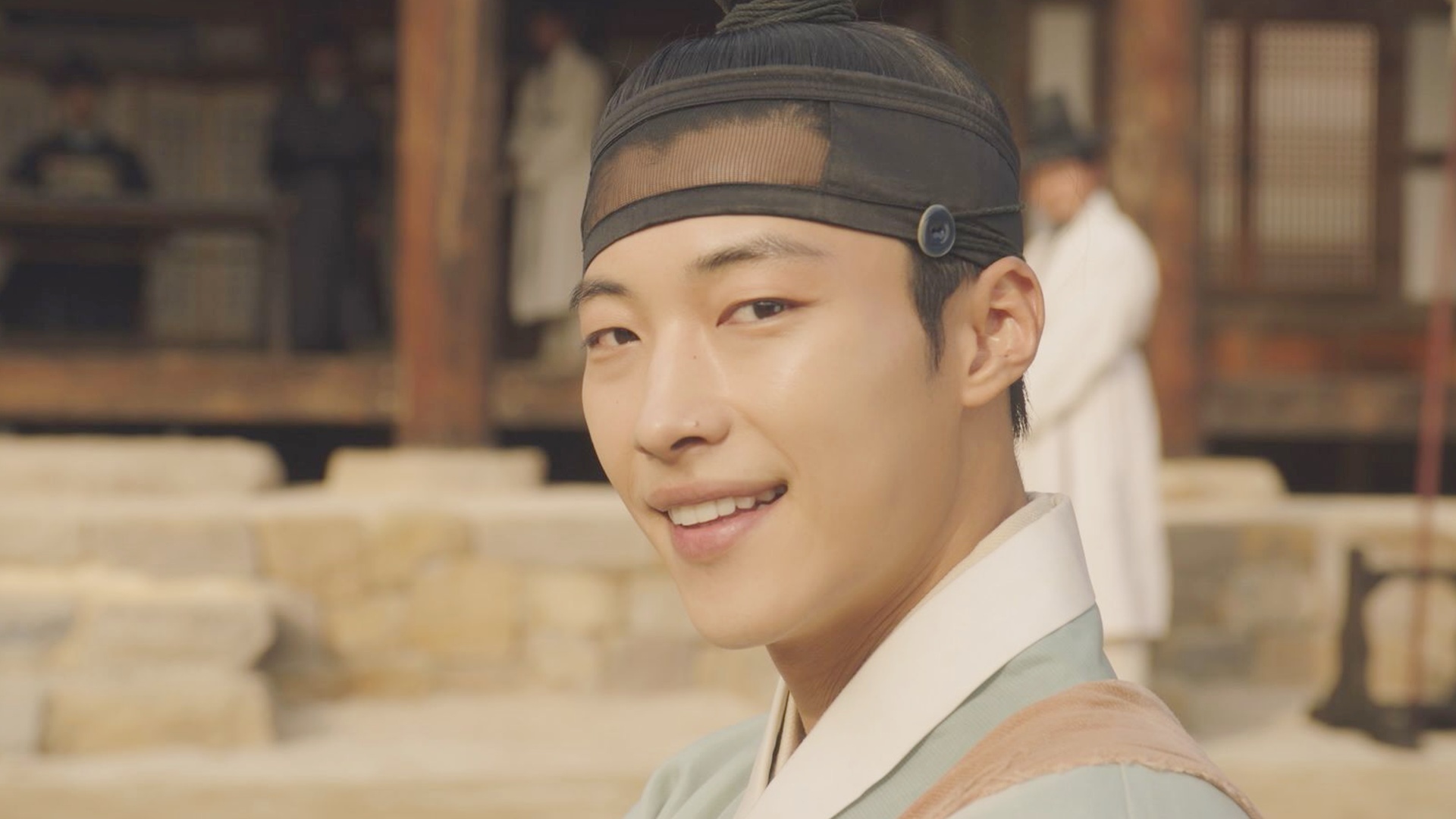 2023MBC演技大賞にて最優秀演技賞を受賞したウ・ドファン