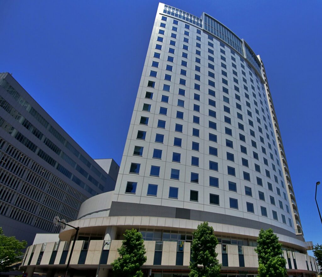 日産自動車、経営再建へ本社ビルを970億円で売却