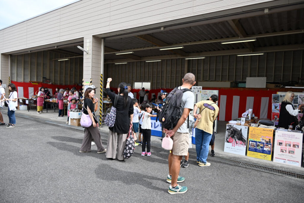 岩国地区更生保護女性会の出展ブース
