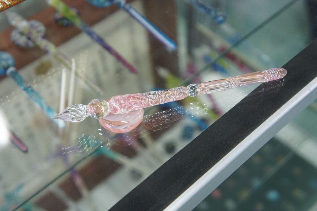 ガラスペン(写真提供:大分刑務所)