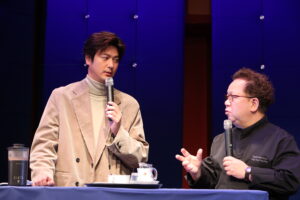 土屋さん考案のチョコレートドリンクレシピを速水もこみちさん(3)