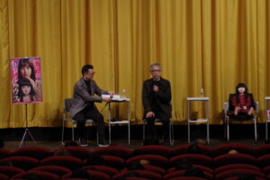 遠藤学プロデューサー／矢口史靖監督／アヤ人形