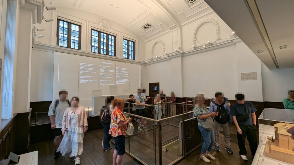 旧・中央裁判司署の入り口