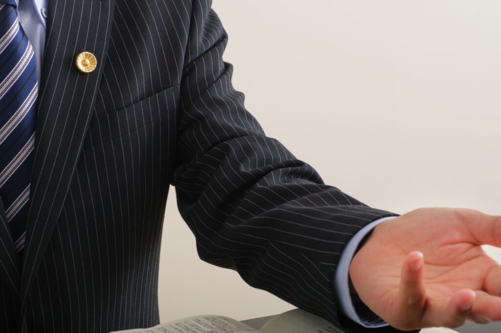 少年に手を差し伸べる弁護士