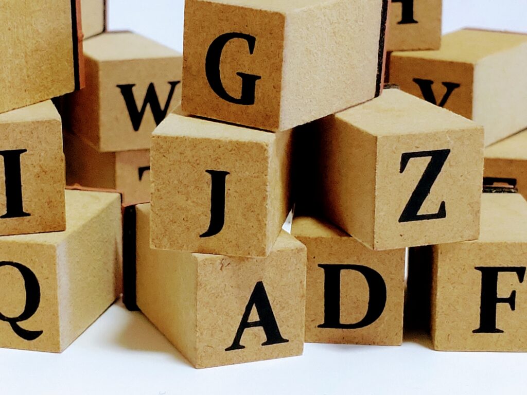 ローマ字表記を約70年ぶりに改定、ヘボン式を基本に統一へ