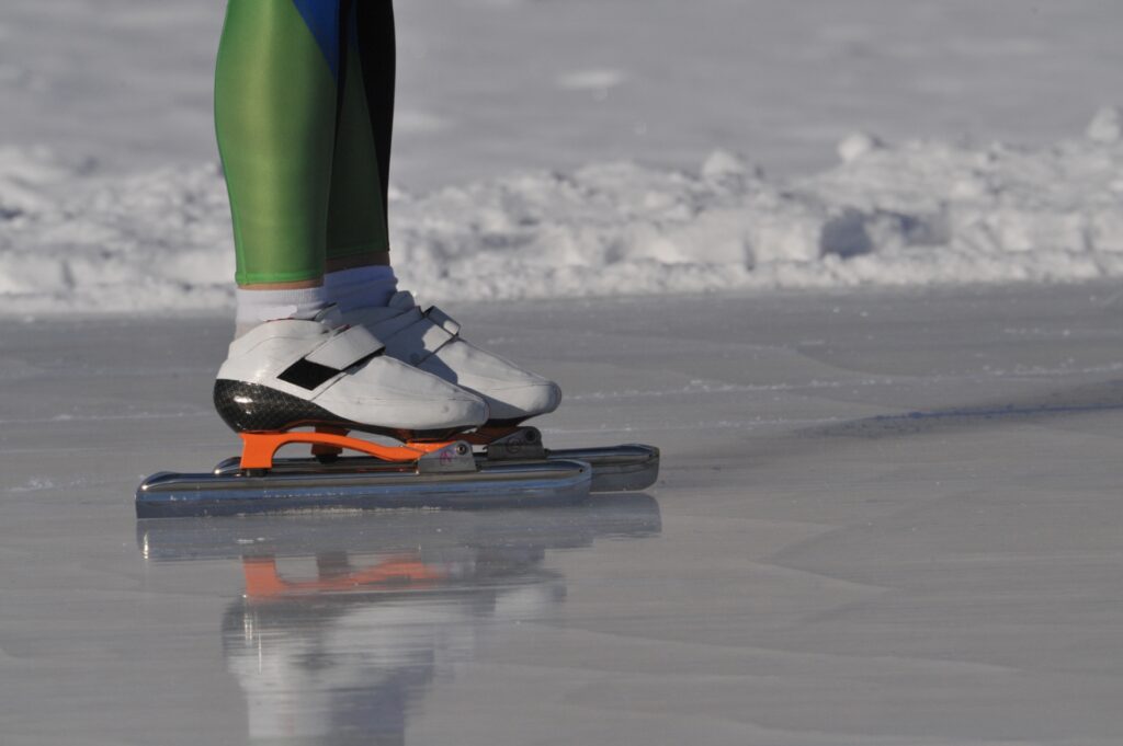 スピードスケート全日本選手権、吉田雪乃が大会新で初優勝