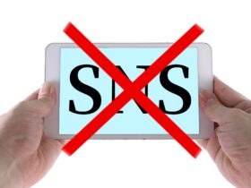 オーストラリアで世界初の16歳未満SNS利用禁止が施行へ 子どもの保護と「つながり」喪失の狭間で