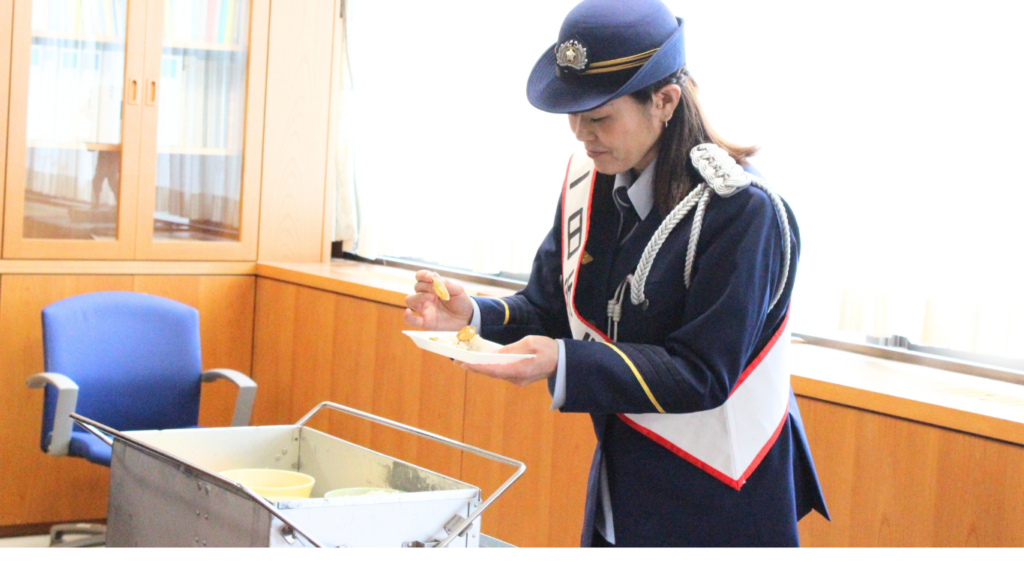 澤一日所長の検食