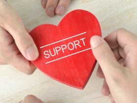 「自己責任」同意書付きで期限切れ食品配布　徳島市の対応に批判と波紋