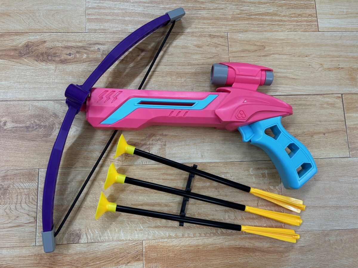 【新春！ポニーちびっこ流鏑馬体験】「弓」イメージ①※1回1本チャレンジしていただけます。