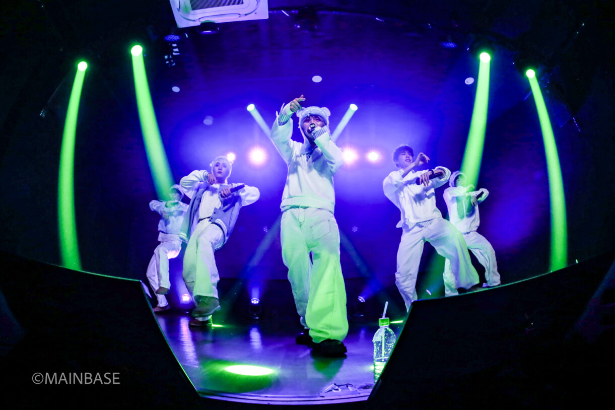 新人韓国グループ LEVERGENTの初クリスマスイブ公演