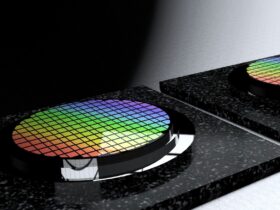 自動車大手と半導体大手が情報基盤を構築　地政学リスクに備え安定調達へ