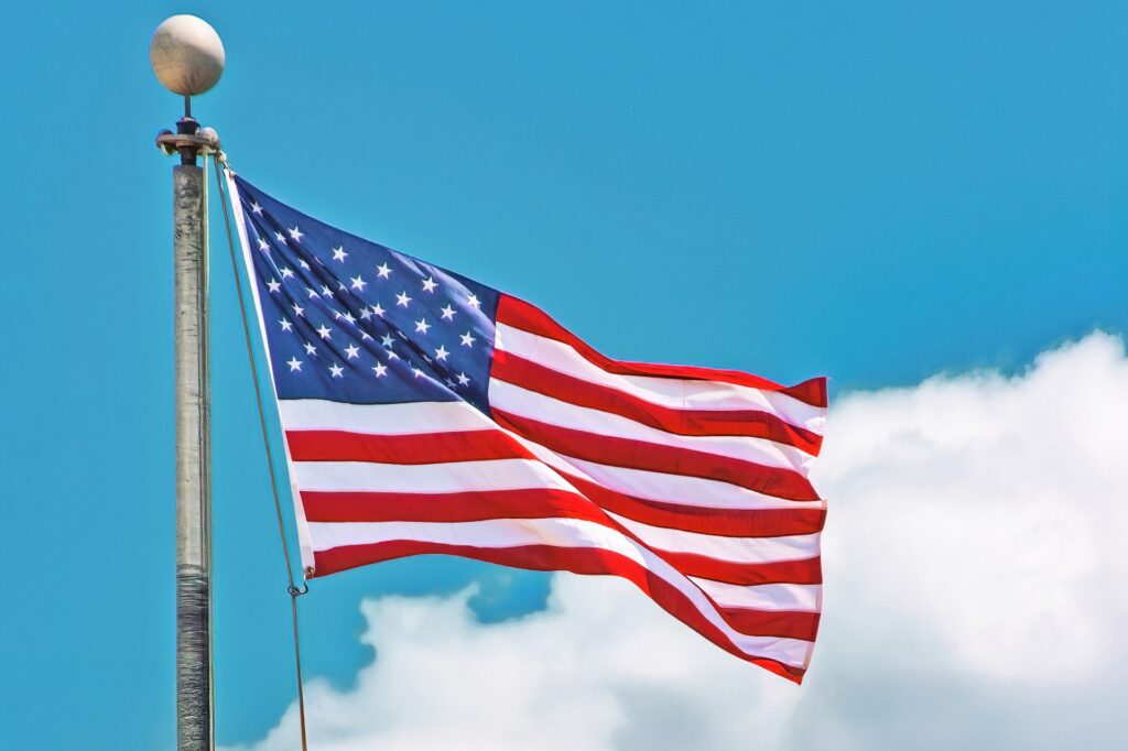 米軍、ベネズエラ「影の船団」タンカー2隻拿捕　石油封鎖を強化