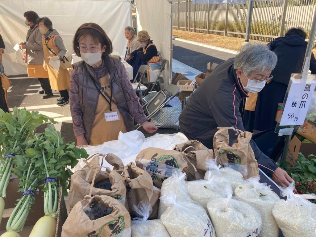 都島区更生保護女性会のブース