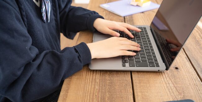 秋田県公立高校入試でWeb出願初導入　願書受付効率化へ