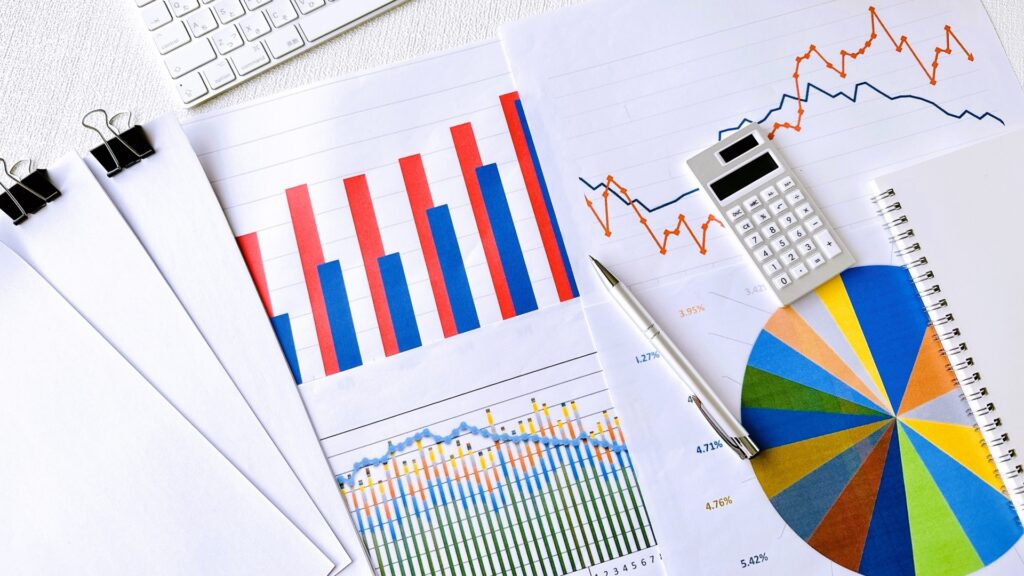 上場企業の純利益が26年3月期に54兆円超　AI・銀行けん引し最高益更新へ