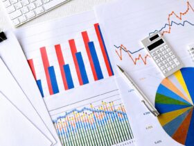 上場企業の純利益が26年3月期に54兆円超　AI・銀行けん引し最高益更新へ