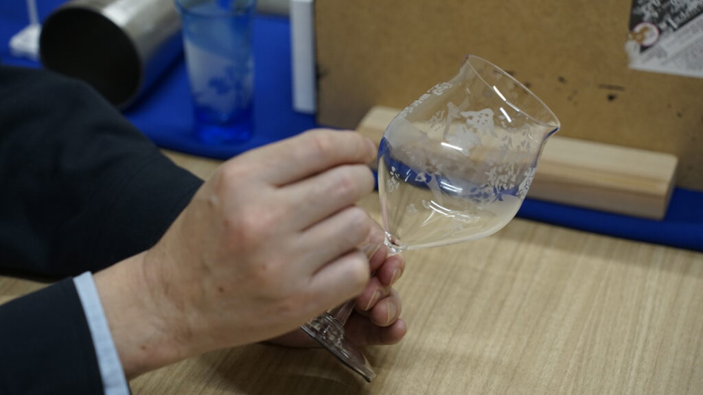 受刑者が考えたデザインで実現した冷酒杯五蔵ver(岩国)(五蔵和飲硝子)