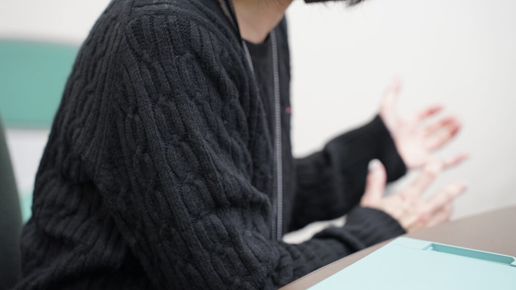 施設で勤務する民間の心理士へインタビュー