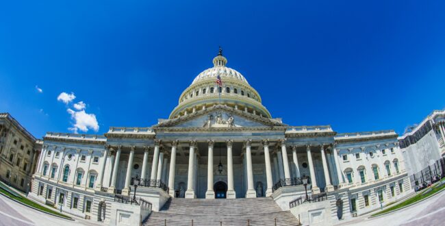 トランプ大統領が次期FRB議長にウォーシュ元理事を指名 金融政策の独立性維持が焦点に