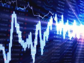 日経平均株価が史上最高値を更新、5万4720円に　米株高と円安進行で全面高