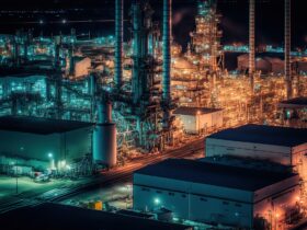 イラン報復攻撃が湾岸全域に拡大　エネルギー中枢直撃で「安全神話」揺らぐ