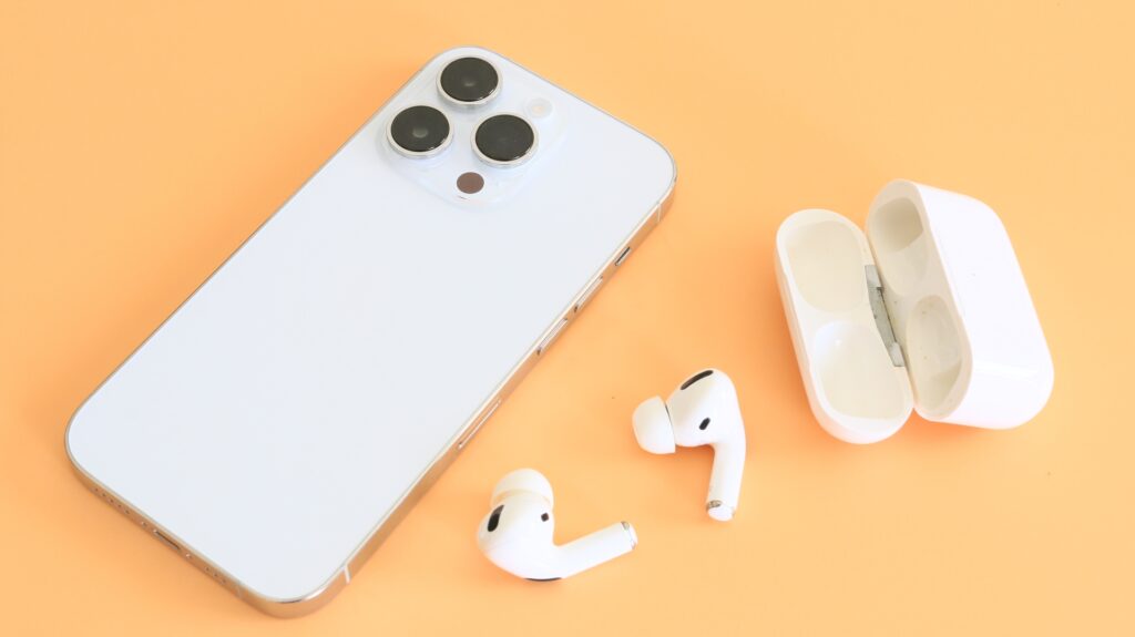 Googleの「ライブ翻訳」、Geminiで70言語以上のリアルタイム会話に対応