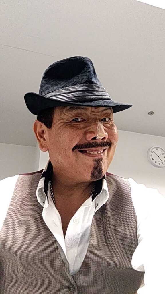 モノマネ芸人として活躍するヨッケちゃん