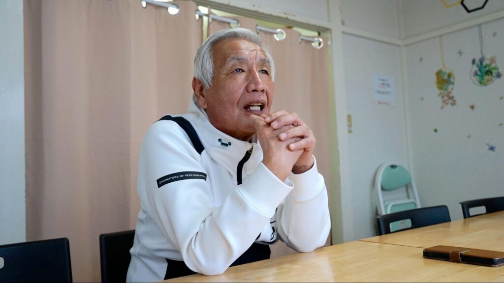 取材中のヨッケちゃん