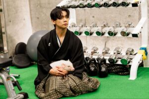 オーナー野田クリスタルのコスプレ七変化 (4)