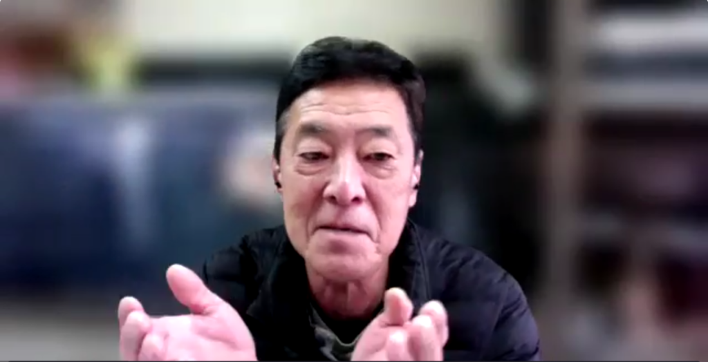 東京報道新聞の取材を受ける株式会社フジタ代表取締役・藤田豊博氏