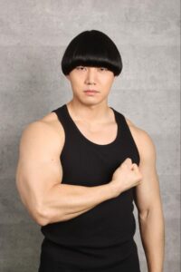 トレーナー・青木マッチョ 役：青木マッチョ（かけおち）