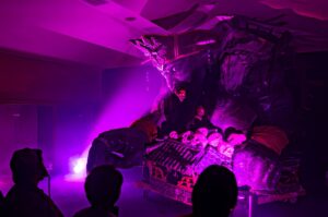 東京藝大 在籍のアーティストが空間演出に協力