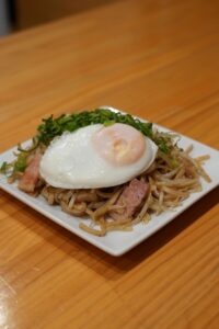 黒胡椒焚き火スーパー麺