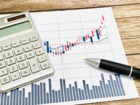 米バークシャー、円建て社債2723億円　東京海上出資・借り換えに充当