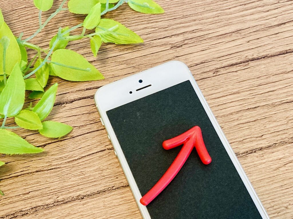 ソフトバンクが主力プラン値上げへ　大手3社そろって「高付加価値・高料金」時代に