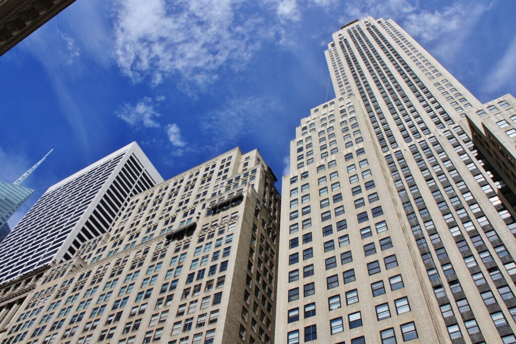 富裕層マネーが「新たな王者」から流出　米プライベートクレジットに解約ラッシュ