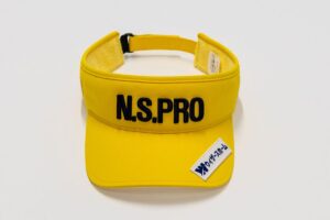 「ウィザースホーム」のブランドロゴが入ったヘッドギア