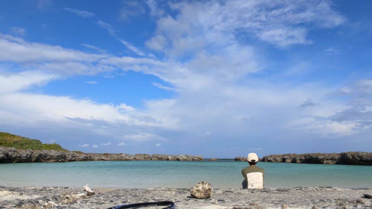 キレイになったビーチ。満潮に近いタイミングだったので海が広い。